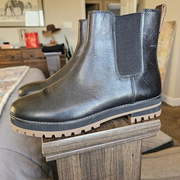 MADEWELL Genuine Leather Chelsea Boots Tan Lug sole low heel Black Size 9.5 - Picture 4 of 10